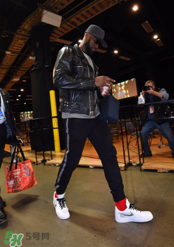 off white與nike air force 1聯(lián)名款好看嗎_怎么樣_最新諜照 off white與nike air force 1聯(lián)名款好看嗎_怎么樣_最新諜照