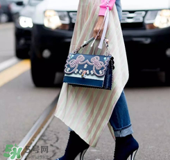 fendi kan i多少錢？芬迪kan i包包國內(nèi)專柜價格