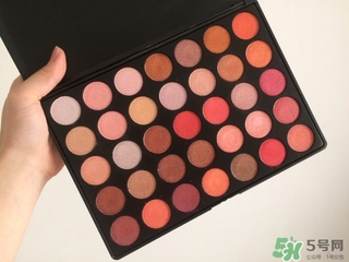 ismine伊姿蔓是什么牌子？伊姿蔓眼影色號試色