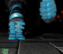 adidas刀鋒戰(zhàn)士怎么樣？阿迪達(dá)斯刀鋒戰(zhàn)士測(cè)評(píng)