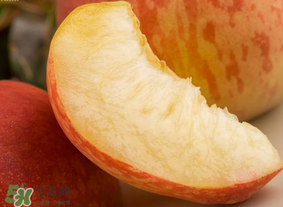 水蜜桃和牛奶可以一起吃嗎？牛奶和水蜜桃可以同時吃嗎？