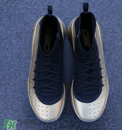 under armour curry4 parade怎么樣？庫里第四代戰(zhàn)靴金屬色細(xì)節(jié)照片