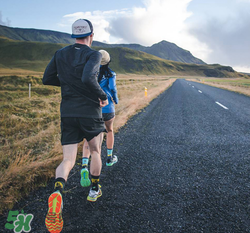 saucony索康尼是什么牌子_哪個國家的_什么檔次？