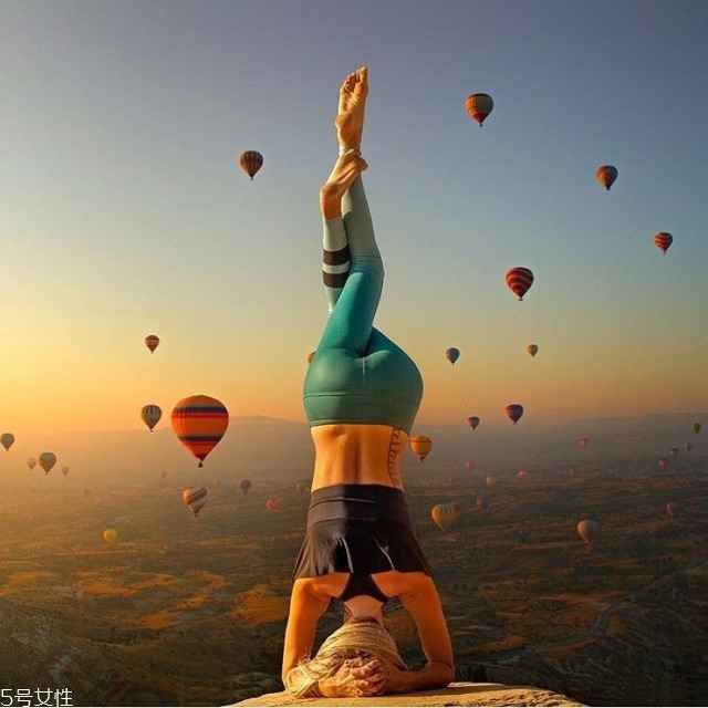女健身衣服什么牌子好 女士健身服哪個(gè)牌子好 女健身衣服什么牌子好 女士健身服哪個(gè)牌子好