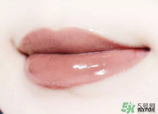 mac魅可雙頭唇釉色號試色 mac雙頭唇釉試色圖 mac魅可雙頭唇釉色號試色 mac雙頭唇釉試色圖