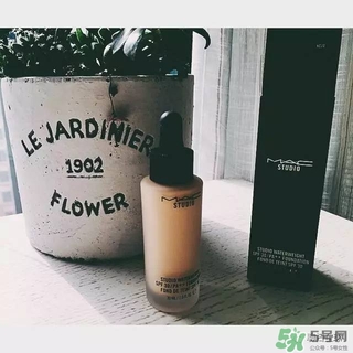 粉底液使用注意事項 使用粉底液要注意什么 粉底液使用注意事項 使用粉底液要注意什么