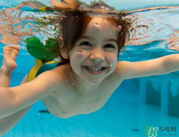 幾月份適合游泳？幾月份可以游泳？