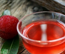 楊梅酒放糖好還是不放糖好？楊梅酒放什么糖好？