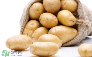 芭蕉能和土豆一起吃嗎？土豆可以和芭蕉一起吃嗎