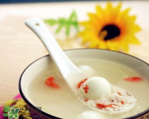 鵪鶉蛋能帶皮吃嗎？鵪鶉蛋能多吃嗎？