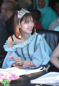 金晨不慎落馬 金晨為什么落馬？