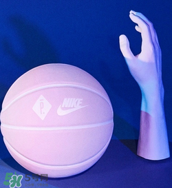 pigalle與nikelab2017聯(lián)名系列什么時(shí)候發(fā)售？