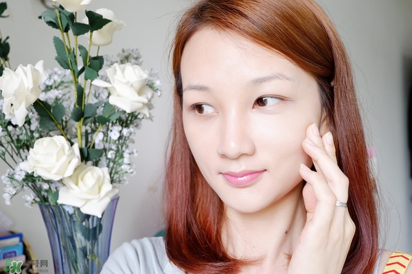 悅詩(shī)風(fēng)吟小藍(lán)瓶精華露怎么樣_好用嗎 悅詩(shī)風(fēng)吟小藍(lán)瓶精華露怎么樣_好用嗎