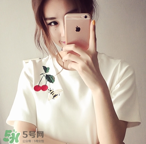 夏天穿什么顏色的衣服涼快?夏天穿什么顏色的衣服涼爽? 夏天穿什么顏色的衣服涼快?夏天穿什么顏色的衣服涼爽?