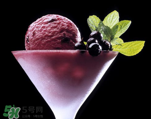 藍莓和螃蟹能一起吃嗎？吃藍莓和螃蟹會中毒嗎？