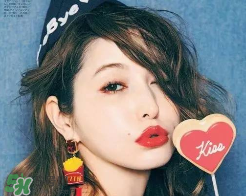 夏天可以點(diǎn)痣嗎？夏天點(diǎn)痣后要注意什么？