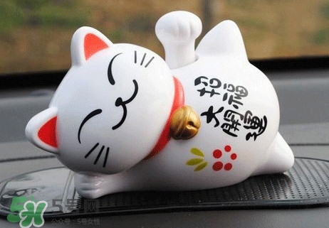 不同顏色的招財貓代表什么意思？招財貓的寓意是什么