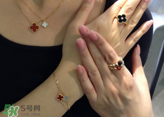 梵克雅寶四葉草項鏈是什么材質(zhì)？四葉草項鏈材質(zhì)介紹