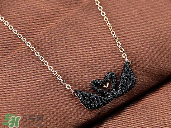 施華洛世奇雙天鵝項(xiàng)鏈寓意是什么？