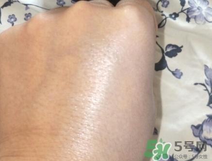 凱芙蘭素顏霜怎么用？凱芙蘭w9素顏霜使用方法