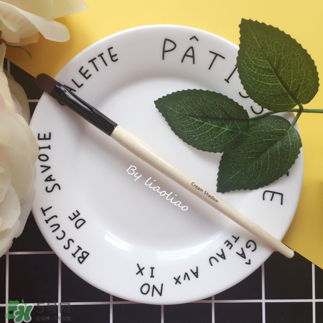 bobbi brown化妝刷怎么樣,芭比波朗化妝刷哪款好 bobbi brown化妝刷怎么樣,芭比波朗化妝刷哪款好