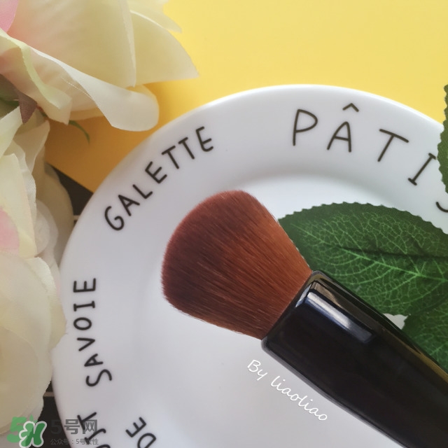 bobbi brown化妝刷怎么樣,芭比波朗化妝刷哪款好 bobbi brown化妝刷怎么樣,芭比波朗化妝刷哪款好