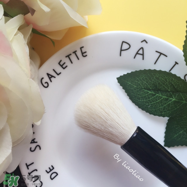 bobbi brown化妝刷怎么樣,芭比波朗化妝刷哪款好 bobbi brown化妝刷怎么樣,芭比波朗化妝刷哪款好