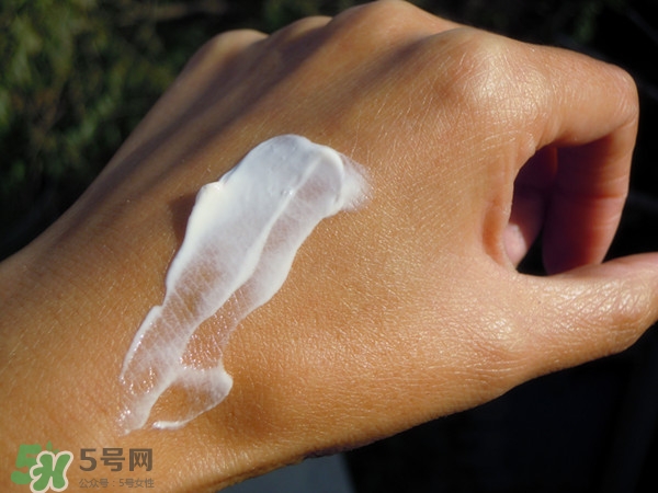 玉蘭油素顏霜怎么樣？玉蘭油素顏霜多少錢？