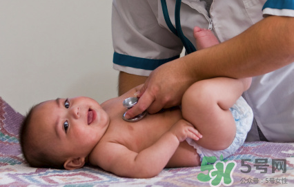 新生兒臍帶發(fā)炎可以用菜油擦嗎？臍帶能不能用菜油擦？