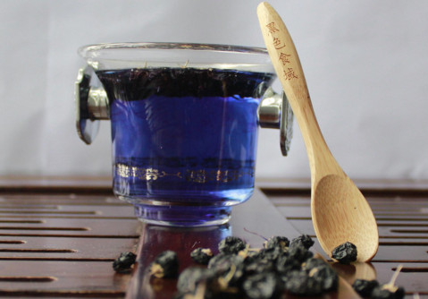 黑枸杞能和西洋參一起泡水喝嗎？黑枸杞和西洋參泡水喝的功效