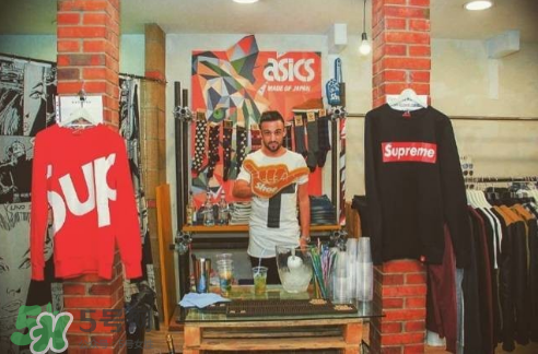 supreme italia是什么牌子？意大利版supreme和supreme有什么區(qū)別？