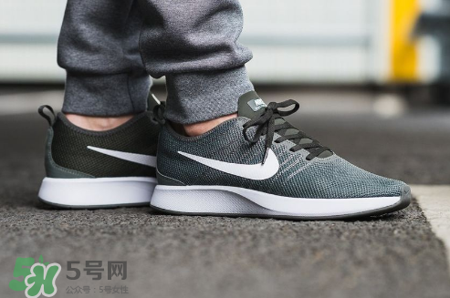 nike dualtone racer多少錢？耐克dualtone racer跑鞋價(jià)格