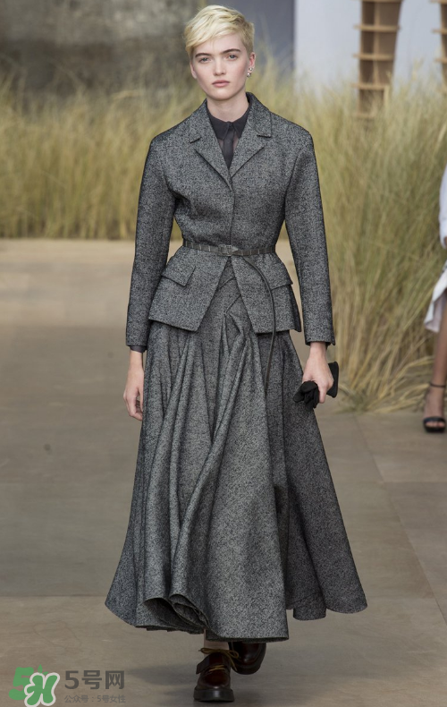 dior迪奧2017秋冬高定系列怎么樣_好看嗎_款式有哪些？