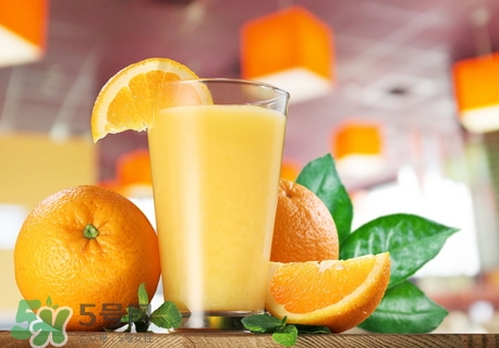 夏天出汗多應喝什么水_夏天出汗多喝什么水好 夏天出汗多應喝什么水_夏天出汗多喝什么水好