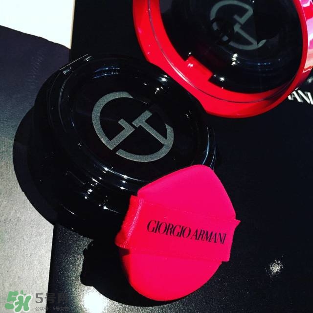 阿瑪尼2017新款氣墊多少錢_阿瑪尼紅色氣墊專柜價格 阿瑪尼2017新款氣墊多少錢_阿瑪尼紅色氣墊專柜價格