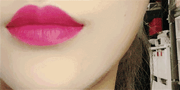 蘭蔻搖搖染唇液哪個(gè)顏色好看？蘭蔻搖搖染唇液色號(hào)試色