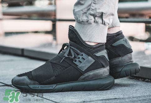 y-3 qasa high 2017上腳效果怎么樣？y-3跑鞋2017上腳好看嗎？
