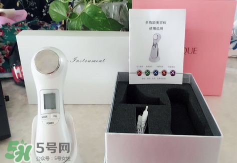 樂(lè)君怡人美容儀怎么用_樂(lè)君怡人美容儀使用方法 樂(lè)君怡人美容儀怎么用_樂(lè)君怡人美容儀使用方法