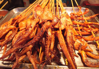 鐵板魷魚有營養(yǎng)嗎？鐵板魷魚對身體有害嗎