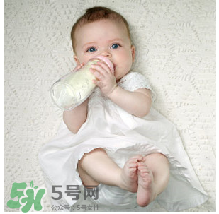 戒夜奶的好處有哪些？要不要戒夜奶呢？