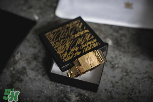 adidas crazy capsule套裝里面有哪些東西？