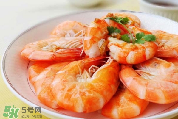 三伏貼可以吃蝦嗎？貼三伏貼可以吃龍蝦嗎？