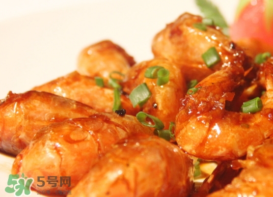 三伏貼可以吃蝦嗎？貼三伏貼可以吃龍蝦嗎？