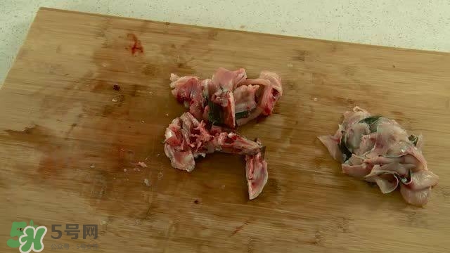 貼三伏貼可以吃魚嗎？貼三伏貼可以吃什么魚？