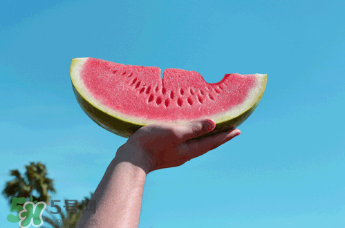 ?做三伏灸可以吃西瓜嗎？?做三伏灸要忌口嗎？