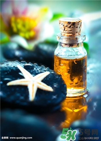 薰衣草精油是什么?薰衣草精油的作用 薰衣草精油是什么?薰衣草精油的作用