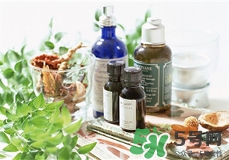 薰衣草精油是什么?薰衣草精油的作用 薰衣草精油是什么?薰衣草精油的作用