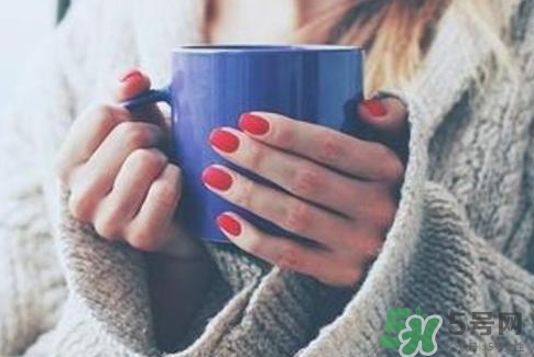 夏天手冰涼是怎么回事_夏天手冰涼怎么辦 夏天手冰涼是怎么回事_夏天手冰涼怎么辦