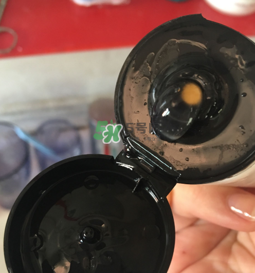 貝蜜清凈痘控油潔面啫喱怎么樣？貝蜜清祛痘控油潔面啫喱好用嗎？