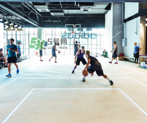 adidas運動體驗迷你品牌中心在哪？阿迪達(dá)斯運動體驗中心地址